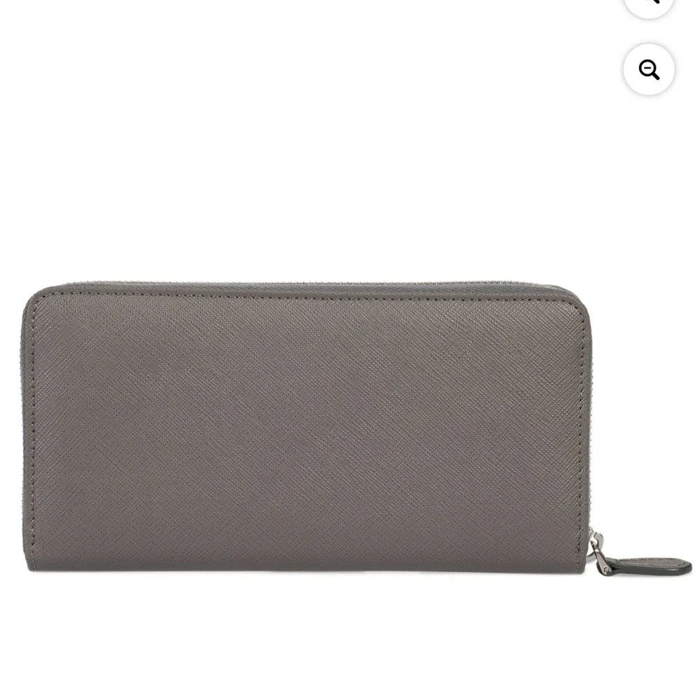 Prada Gray Textured Wallet - Picture 11 of 15